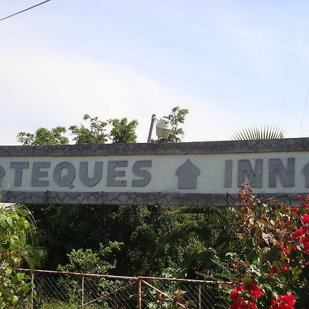 Hotel Teques Inn Текескитенго Екстериор снимка