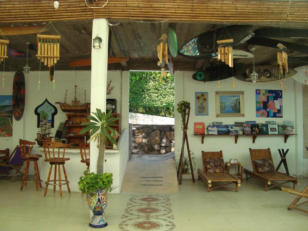 Hotel Teques Inn Текескитенго Екстериор снимка